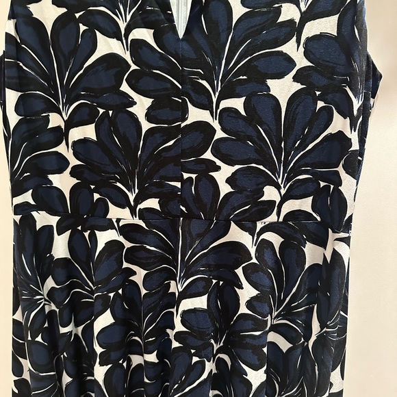 Ivanka Trump Floral Dress - Picture 7 of 7